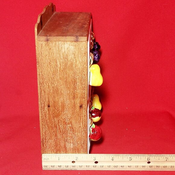 Vintage Wood Spice Rack Ceramic 3 D Fruit Spice Shakers - Picture 10 of 13